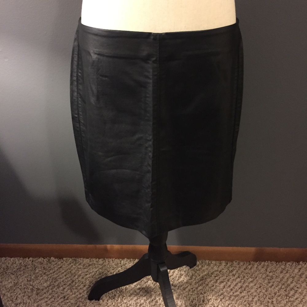 Old Navy Black Faux Leather Skirt